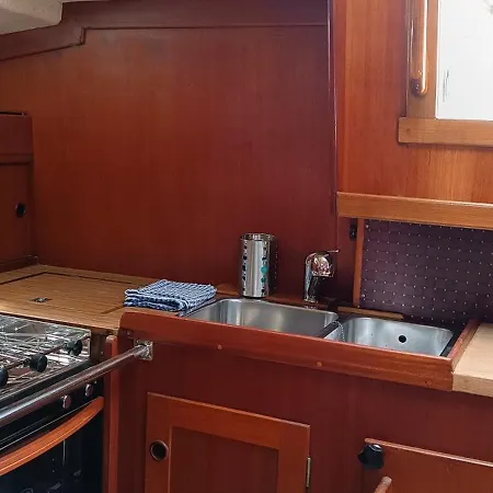 Hotel en barco One Day Sailing Tour San Teodoro Sardinia