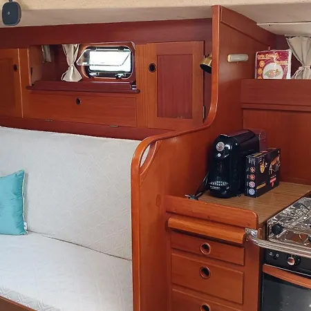 One Day Sailing Tour San Teodoro Sardinia Hotel en barco Puntaldia