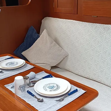 Hotel en barco One Day Sailing Tour San Teodoro Sardinia *